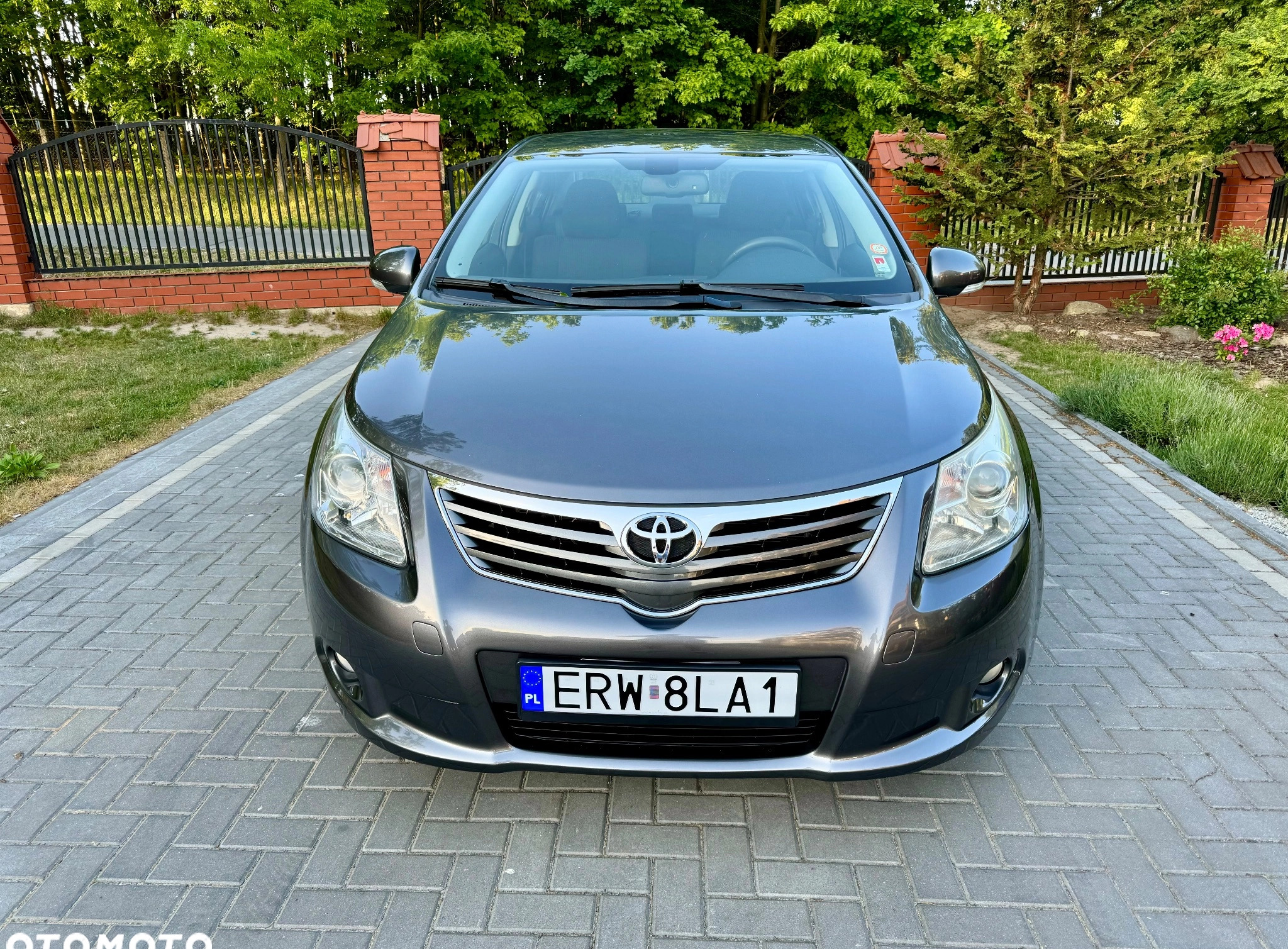 Toyota Avensis cena 34900 przebieg: 161000, rok produkcji 2011 z Milanówek małe 232